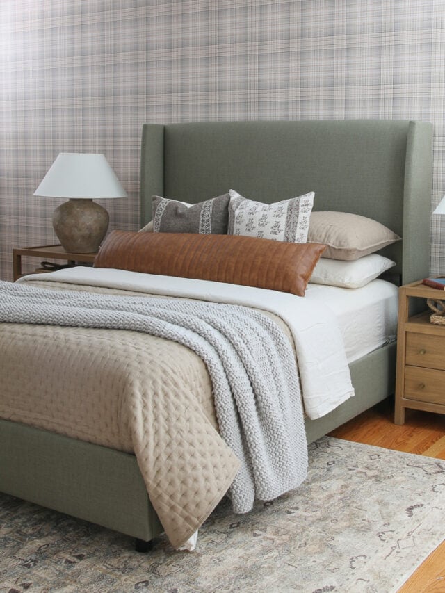 5 Reasons Why an Upholstered Bed is the Right Choice Story - Stefana Silber